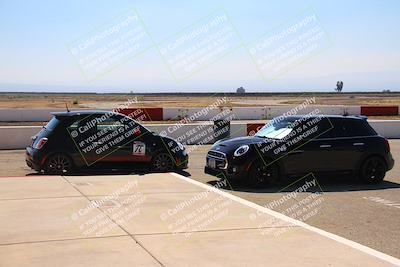 media/Sep-20-2025-Extreme Speed (Sat) [[1fcc23683c]]/Around the Pits/